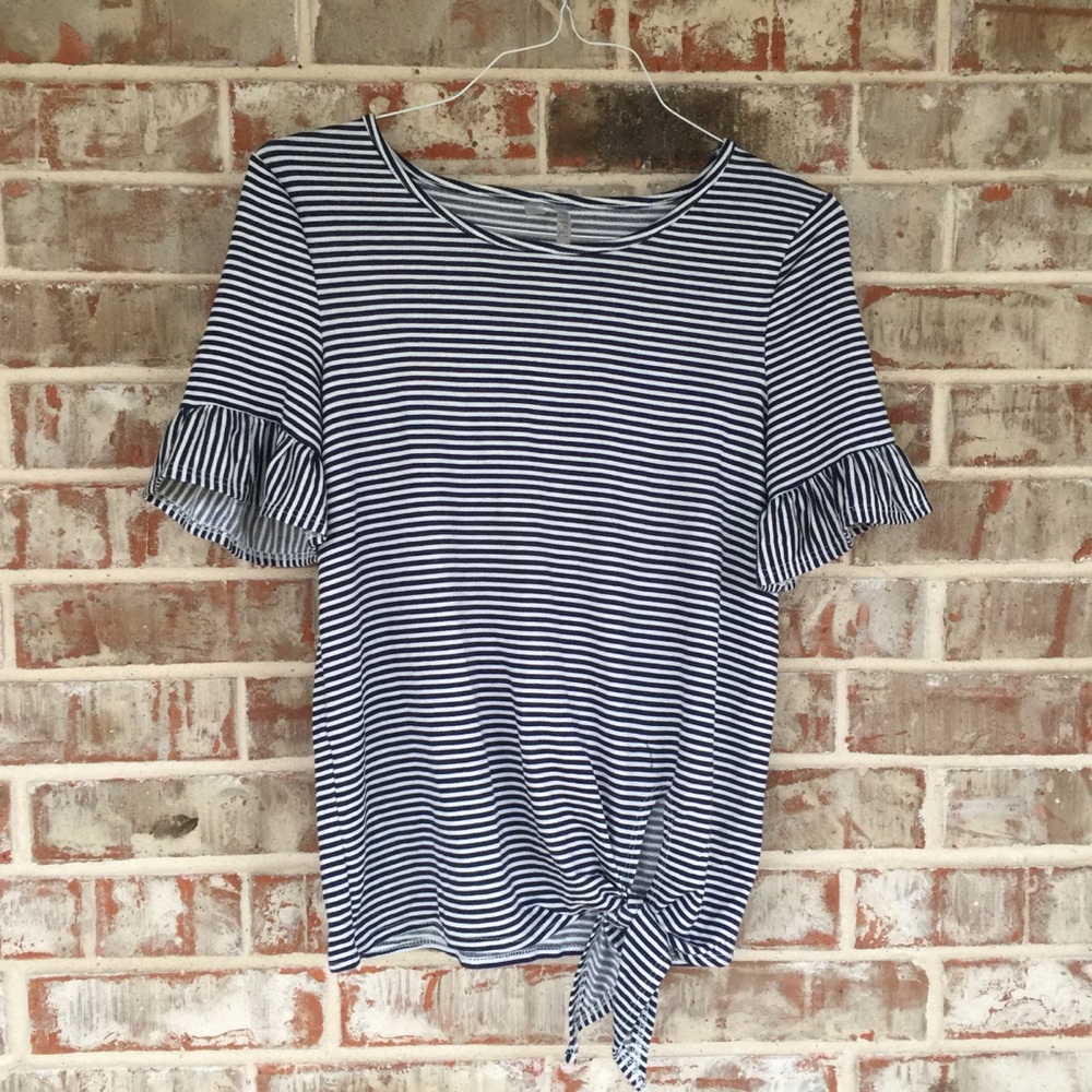Boutique Knotted navy white striped ruffle blouse